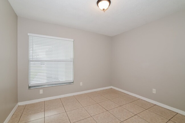 Building Photo - 2417 Ginger Mill Blvd