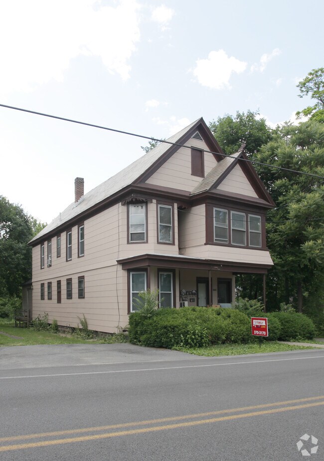 Primary Photo - 1704 Crane St
