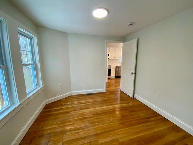 Building Photo - 3 Claflin St