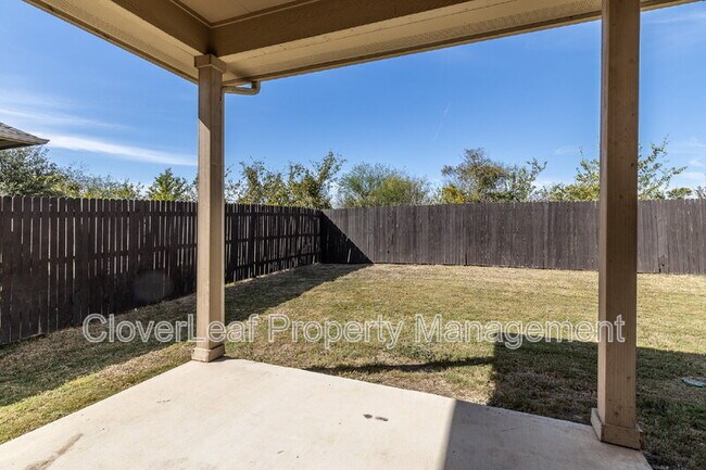 Building Photo - 5167 Top Ridge Ln