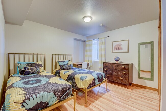 Second bedroom - 103 S 14th St