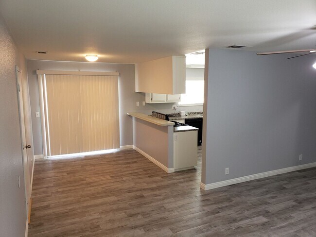 Building Photo - Single Family Residence Located on The Mesa