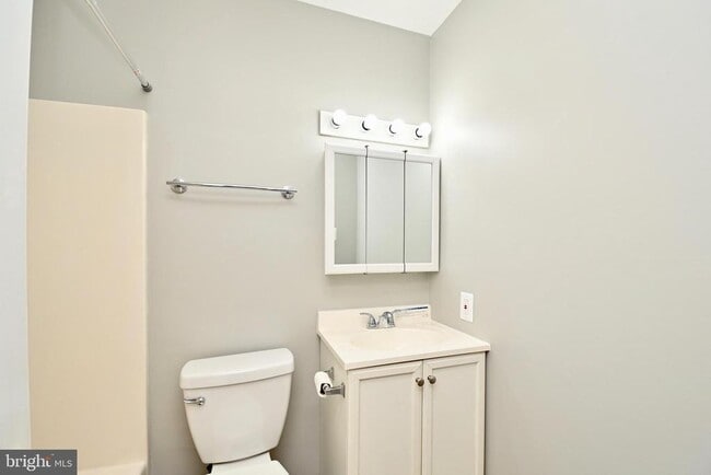 Building Photo - 2767 January Ct