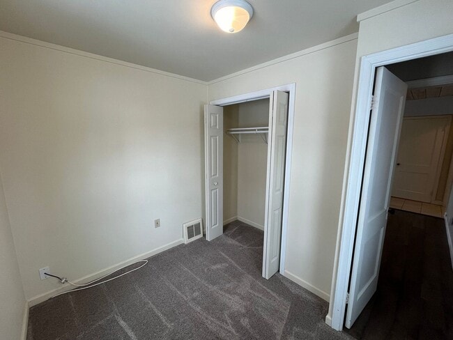 Building Photo - 2 Bed 1 Bath Single Family Home in Wausau