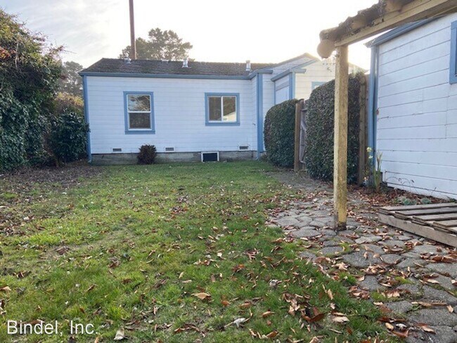 Building Photo - 2 br, 1 bath House - 350 4th
