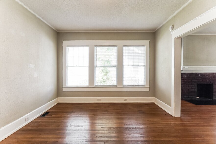 Building Photo - 1784 Mc Millon Ave