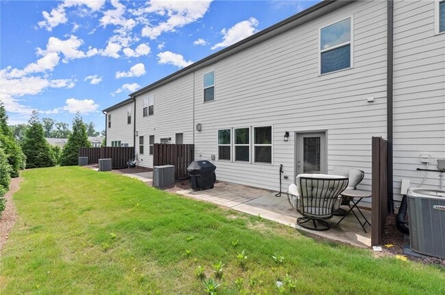 Building Photo - 5975 Osgood Pl