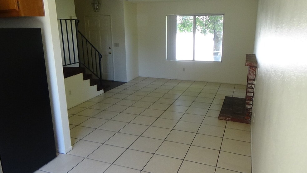Living Room3 - 1113 Seabreeze Way