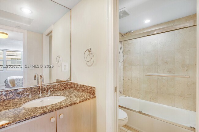 Building Photo - 6917 Collins Ave