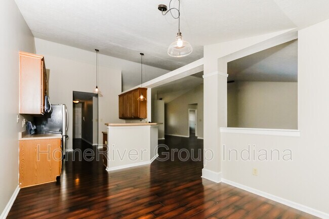 Building Photo - 975 Geronimo Dr