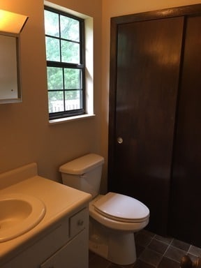 Building Photo - Lovely Home in desirable location
