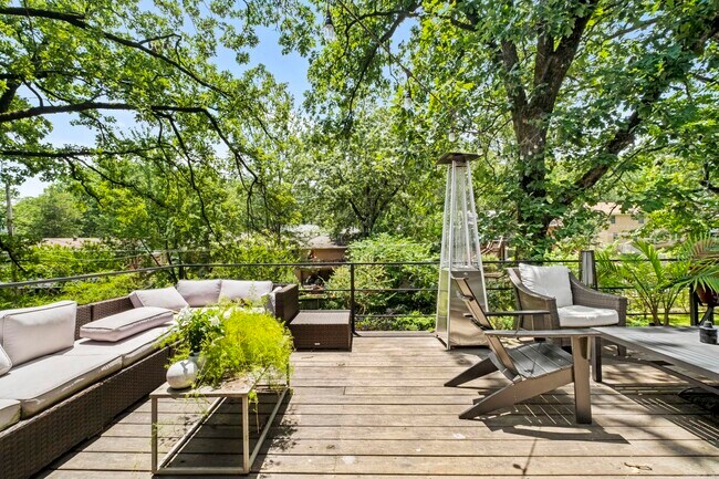 Building Photo - 2020 Topf Rd