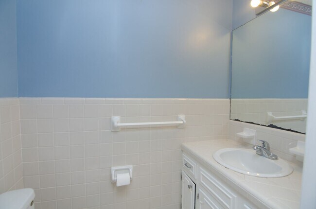 Building Photo - 3601 Hobbs Rd