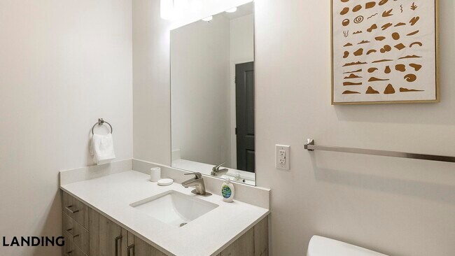 Building Photo - 560 Jack Clift Blvd