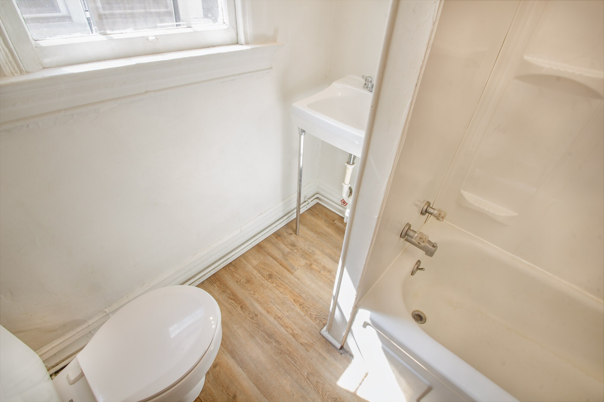 Building Photo - 405 Biddle Ave