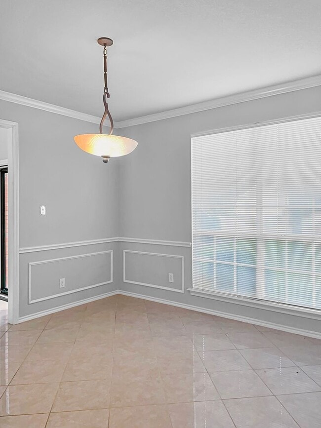 Building Photo - Beautiful 2 Story Home with Greenbelt Views!