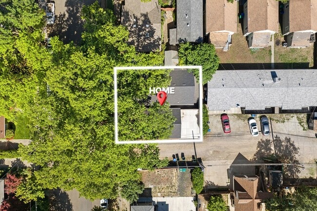 Building Photo - Luxury New Build | Walk to Downtown | Granite, Cherry Wood & High-End Finishes | Whole Home Water...
