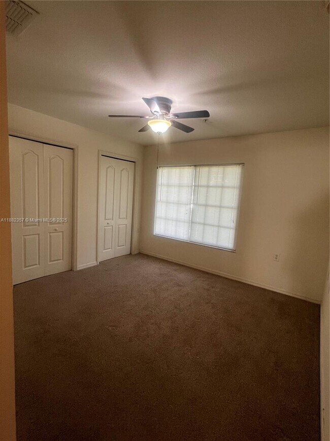 Building Photo - 9420 Ivy Brook Run