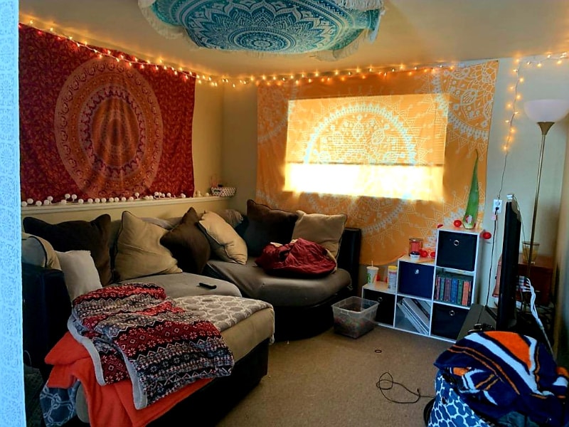 Building Photo - 825 Gallup Rd