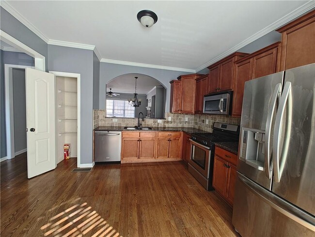 Building Photo - 1959 Appaloosa Mill Cir NE