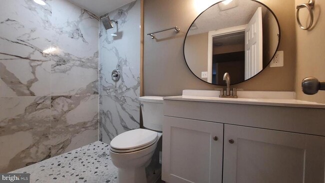 Building Photo - 373 Bowman Rd