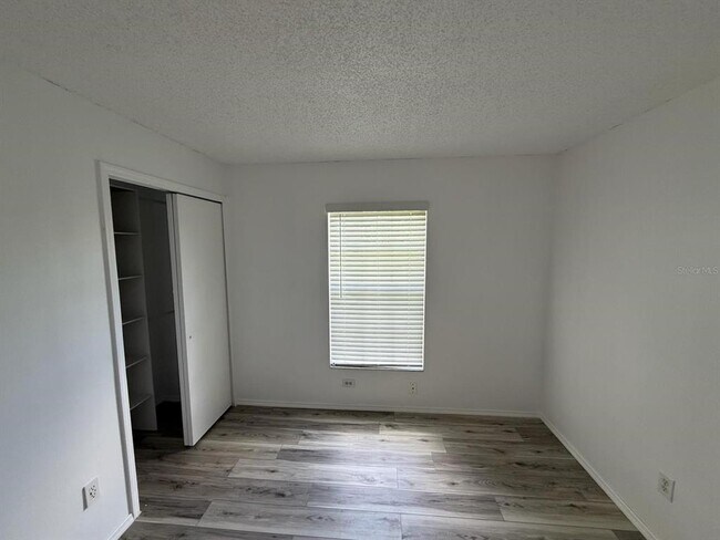 Building Photo - 13531 Summerton Dr