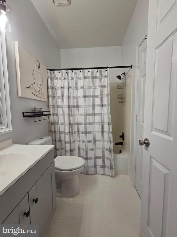 Building Photo - 14322 Climbing Rose Way