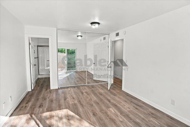 Building Photo - 25753 Rana Dr