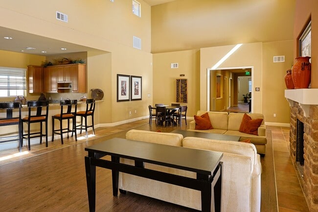 Building Photo - Fully Furnished 2-Bed, 2.5-Bath Home with ...