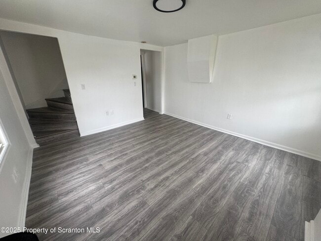 Building Photo - 360 N Hyde Park Ave