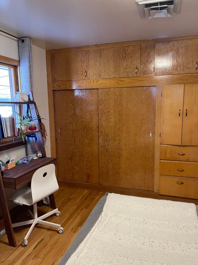 Building Photo - Great location in Meridian for this 3 bedroom 2 bath home.