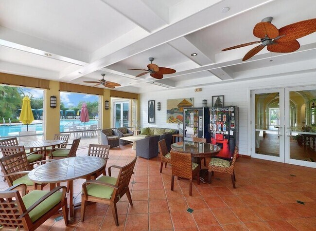 Building Photo - 12115 SW Bennington Cir