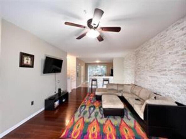 Building Photo - 3133 Bayshore Oaks Dr