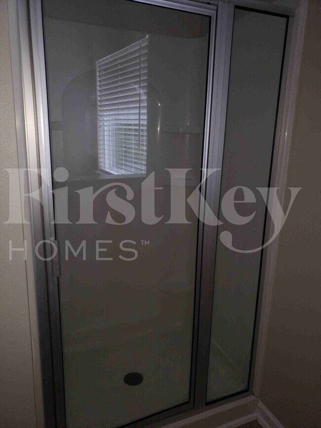 Building Photo - 1415 Paulonia Way