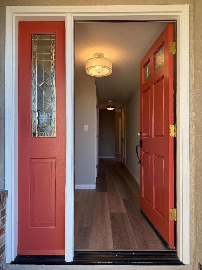 Building Photo - 1800 Terri Way