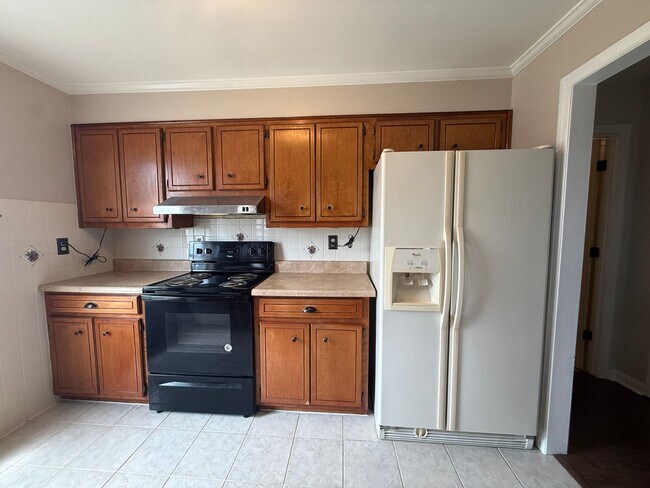 Building Photo - 3313 Camak Dr