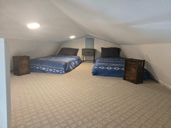 Building Photo - 1207 Shahan Prairie Rd