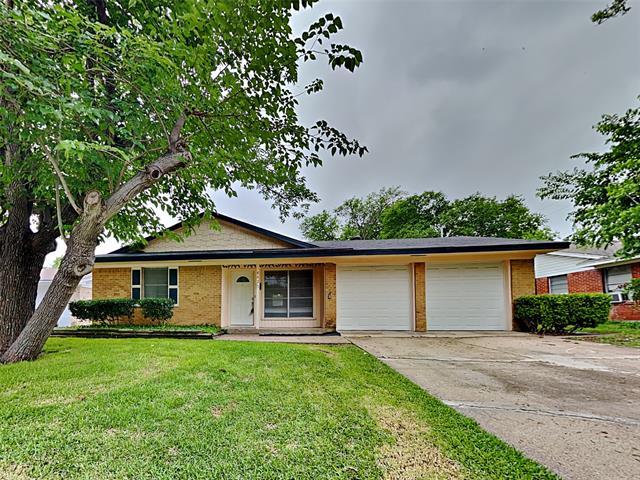 Primary Photo - 4427 Live Oak Dr