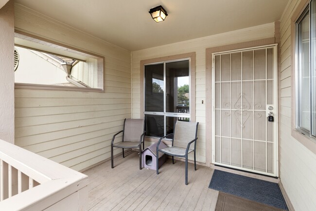 Building Photo - 3171 Shoshone Dr