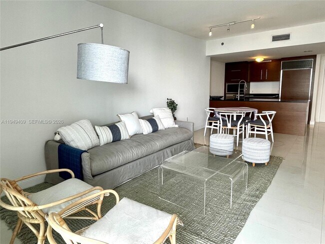 Building Photo - 465 Brickell Ave