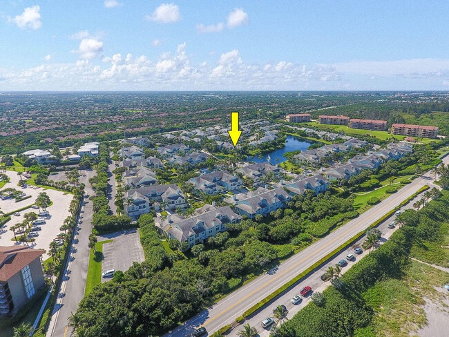 Building Photo - 2074 Mainsail Cir