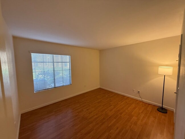 Building Photo - 2 Bedroom Apartment in Il Palio, Rancho Be...