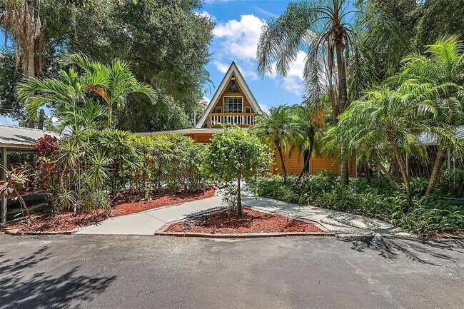 Building Photo - 507 Lakeshore Dr