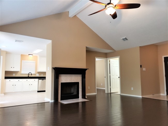 Building Photo - 126 W Russet Grove Cir