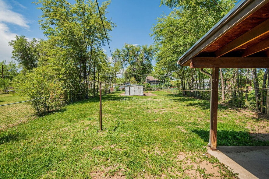 Building Photo - 57 Newland Ct