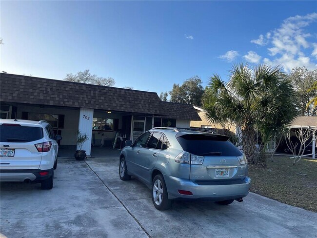 Primary Photo - 702 Heritage Ln