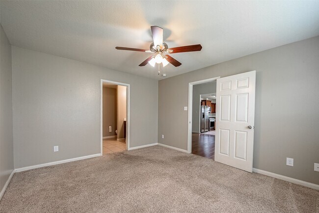 Building Photo - 26915 Teal Bayou Ln