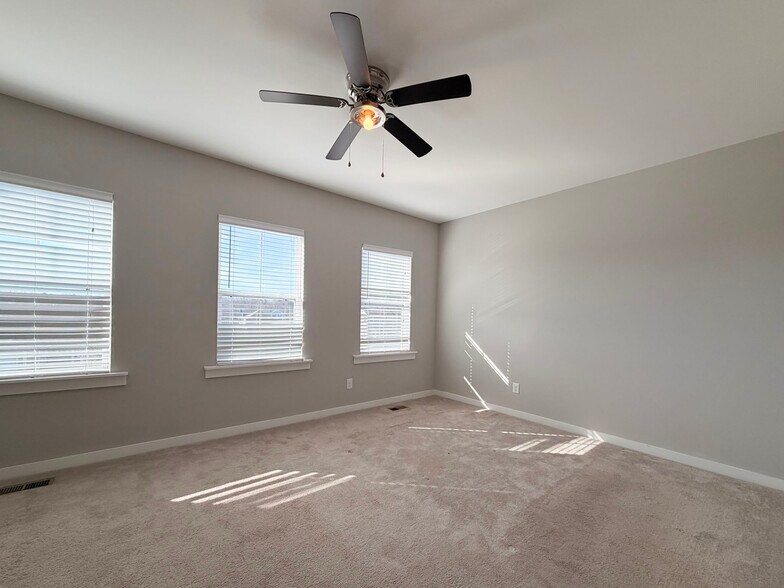 Building Photo - 6623 Perry Creek Rd