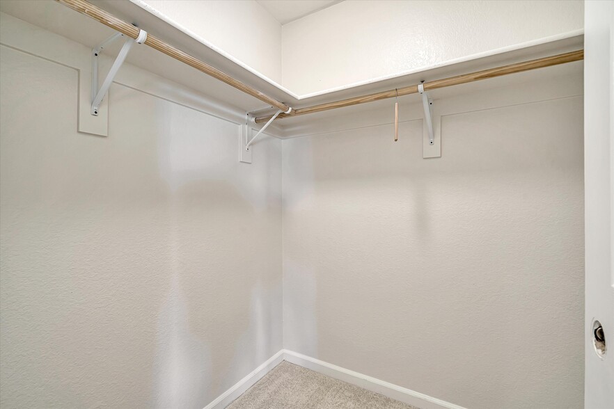 Building Photo - 440 Bollinger Canyon Ln