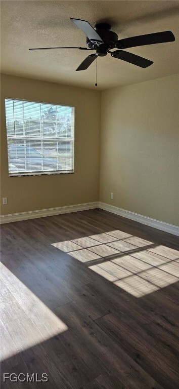 Building Photo - 3319 Ellington Ct